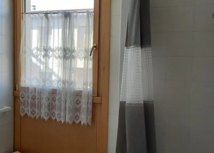 公寓 Family Friendly Vacation With A Balcony