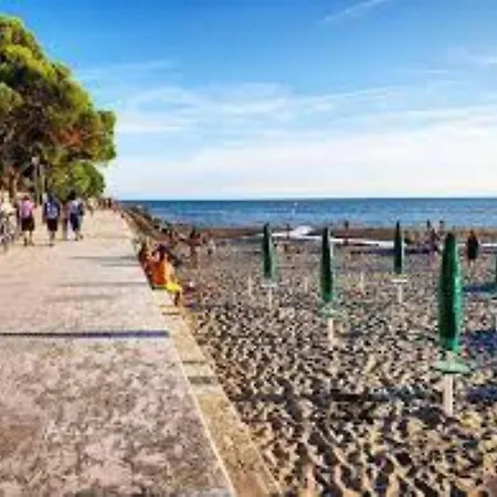 Family Friendly Vacation With A Balcony * Grado