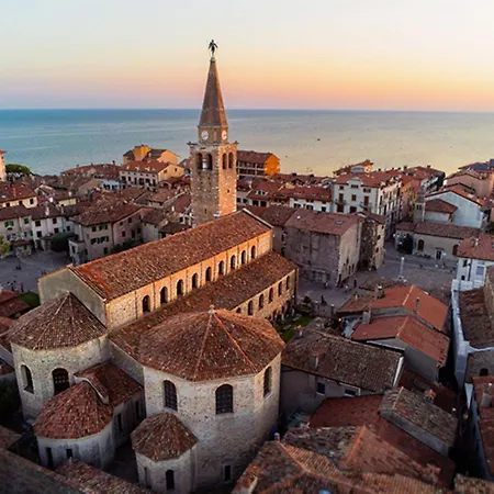 Apartment Family Friendly Vacation With A Balcony