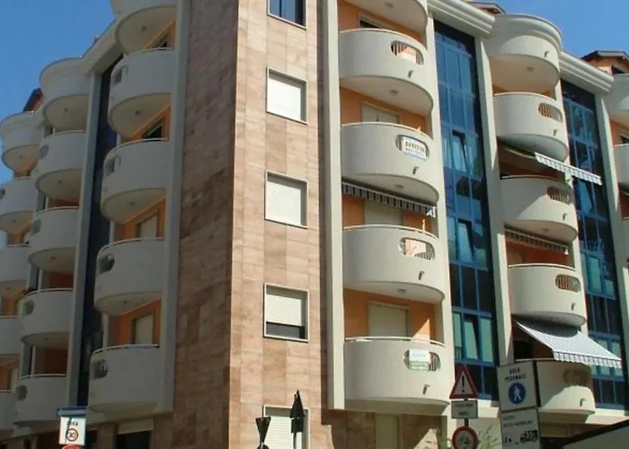 Family Friendly Vacation With A Balcony Apartment *